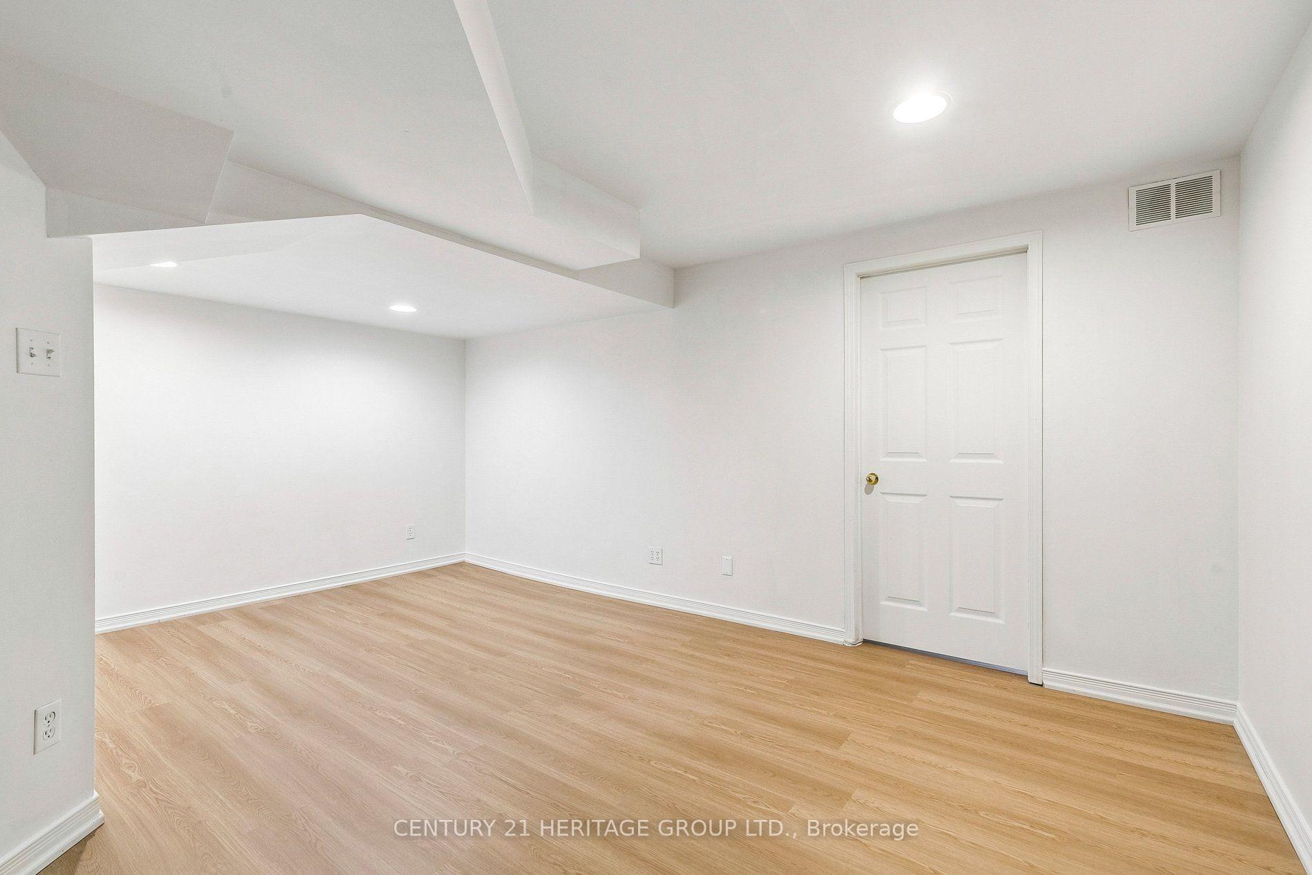 Photo 24 of 3920 Zenith Court, Mississauga, Lisgar — HOMEH