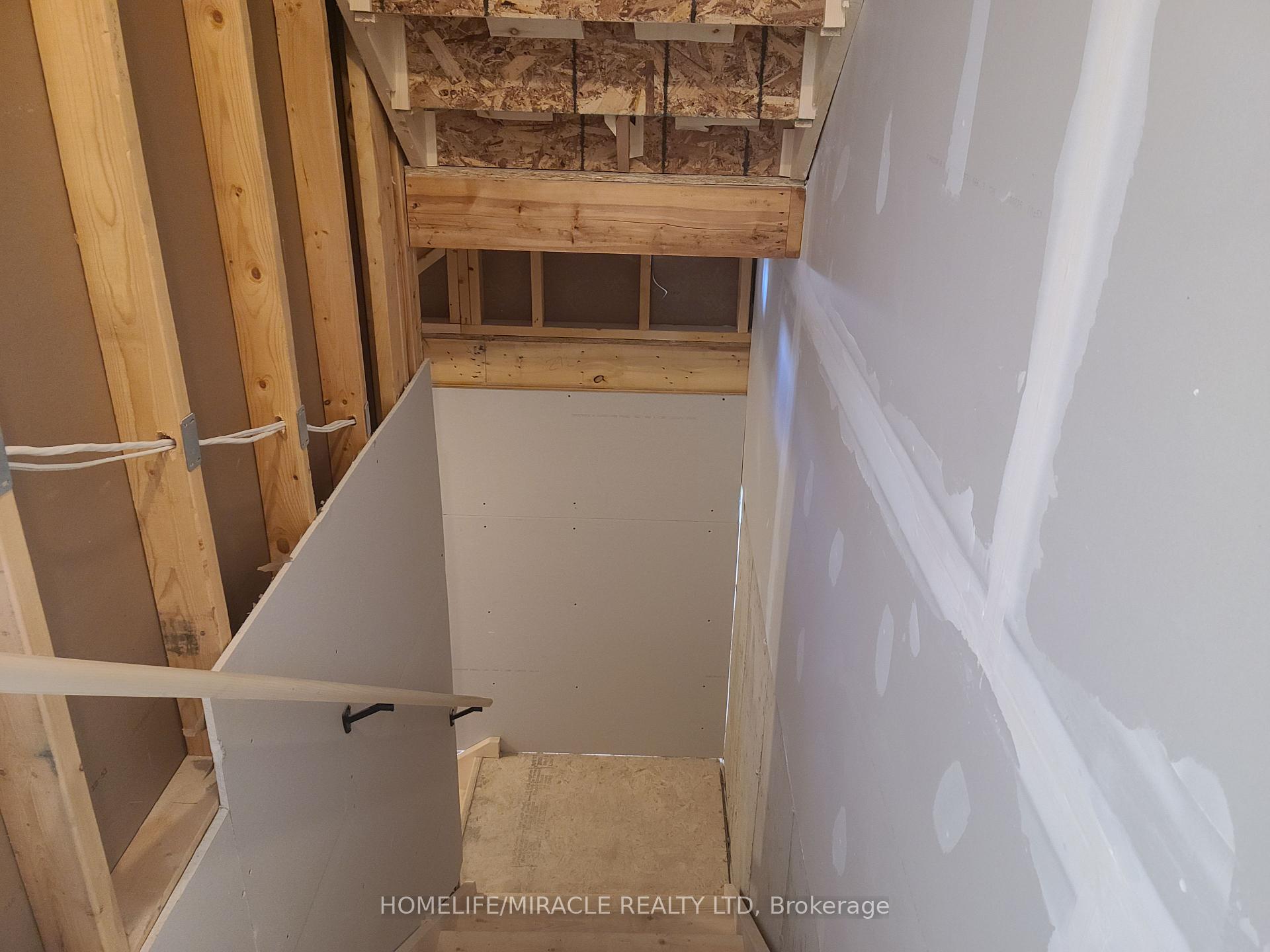 Photo 31 of 117 Mattingley Street, Brant, Paris — HOMEH
