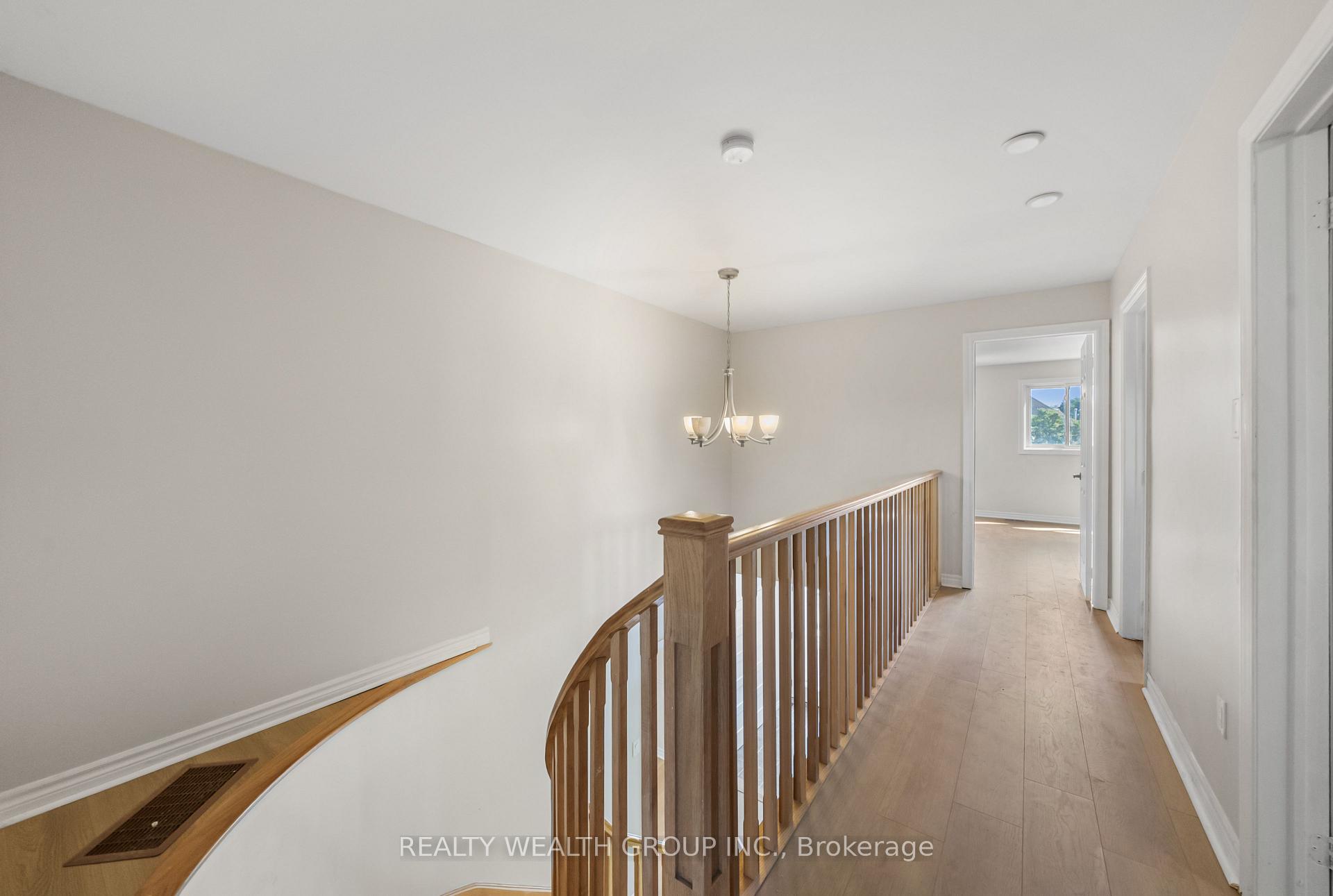 Photo 20 of 514 Grove Street E, Barrie, Grove East — HOMEH