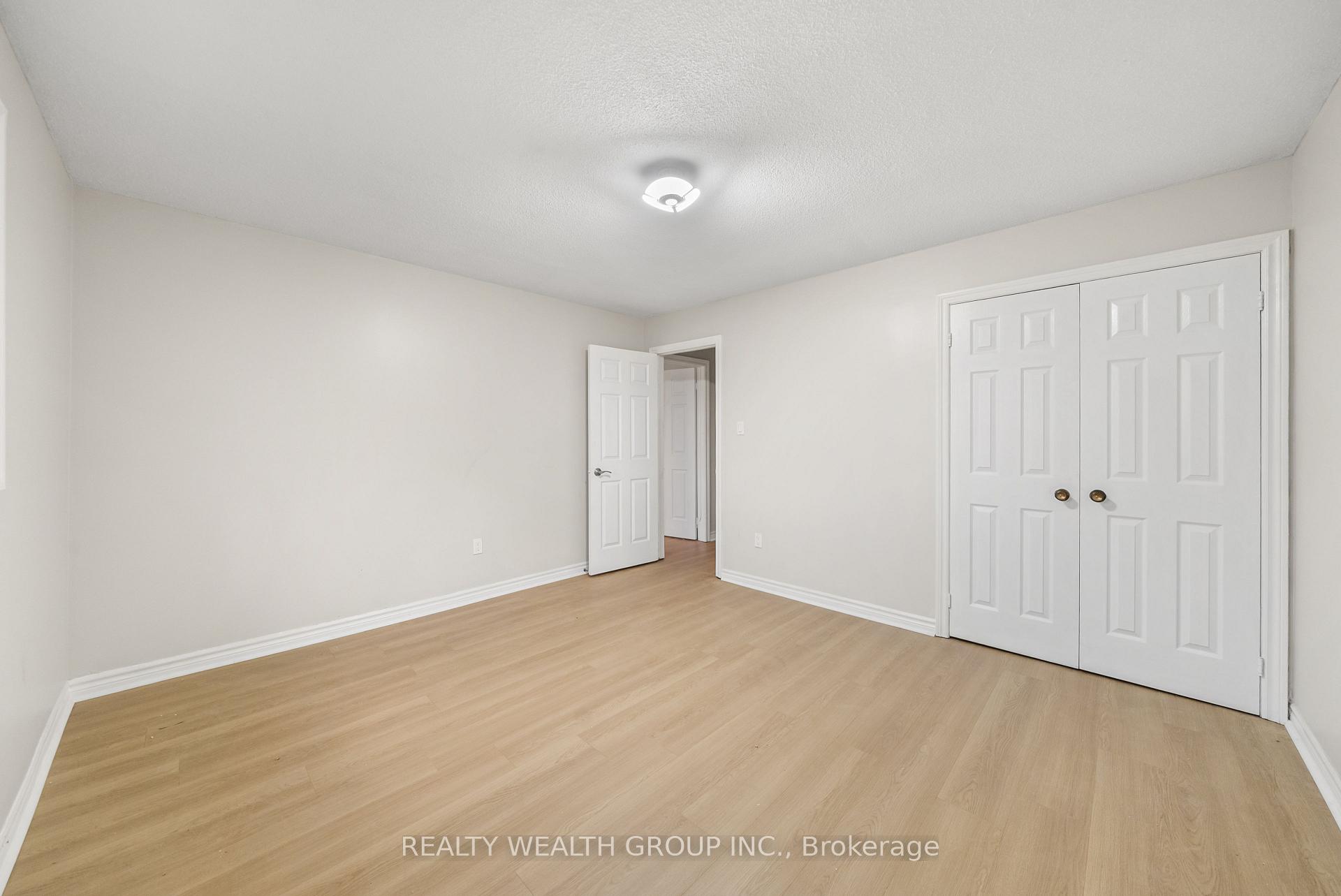Photo 30 of 514 Grove Street E, Barrie, Grove East — HOMEH