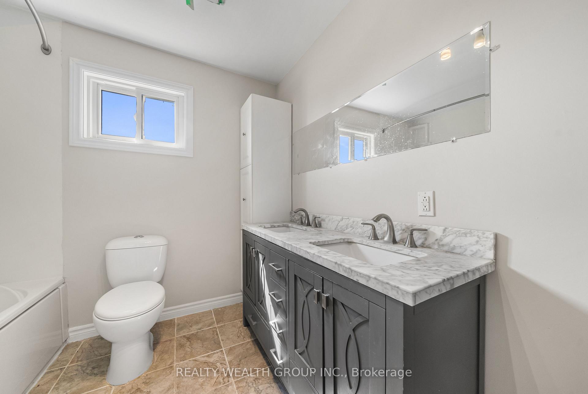 Photo 31 of 514 Grove Street E, Barrie, Grove East — HOMEH