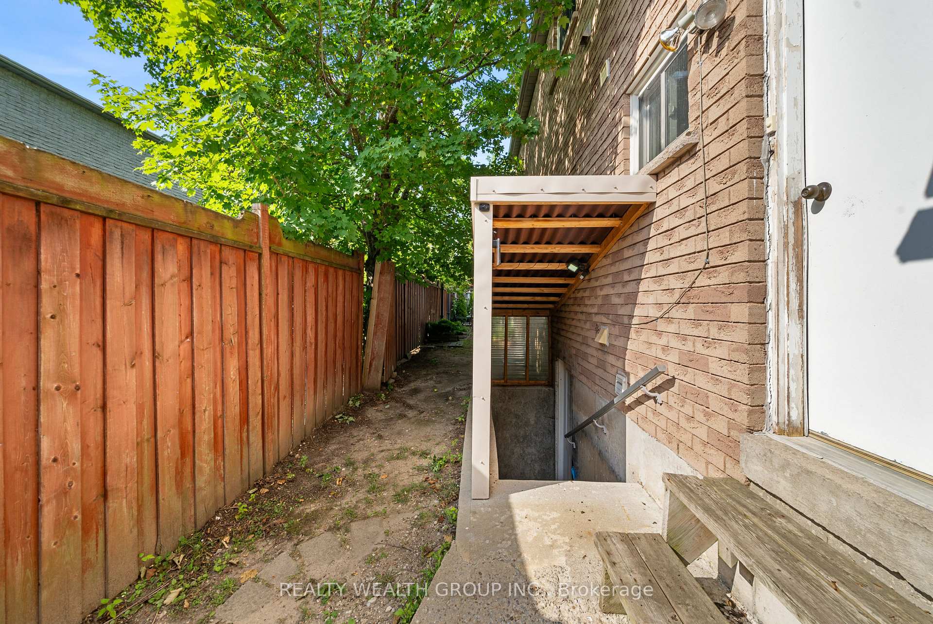 Photo 47 of 514 Grove Street E, Barrie, Grove East — HOMEH