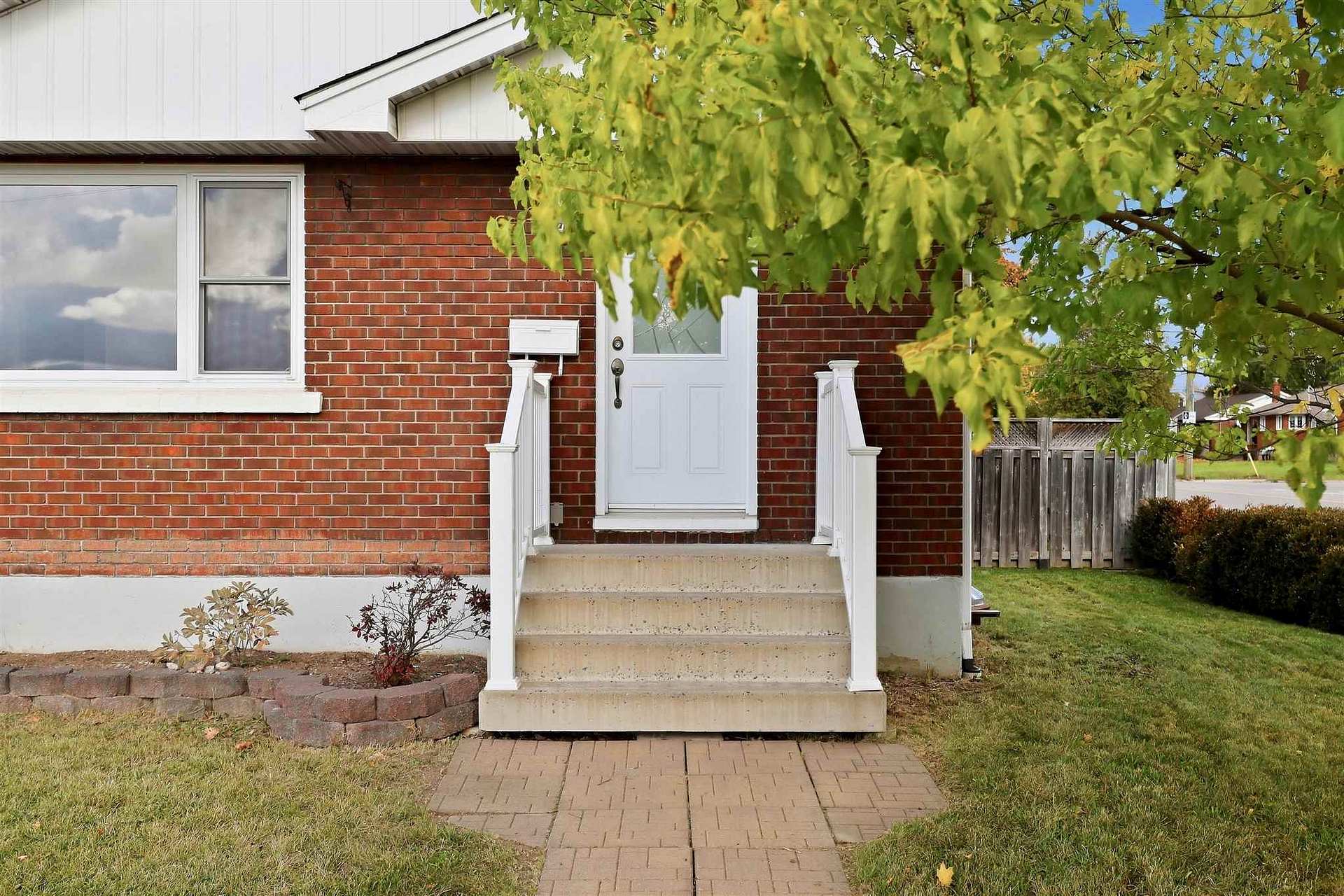 Photo 2 of 148 Cunningham Road, Sault Ste Marie, Ward 2 — HOMEH