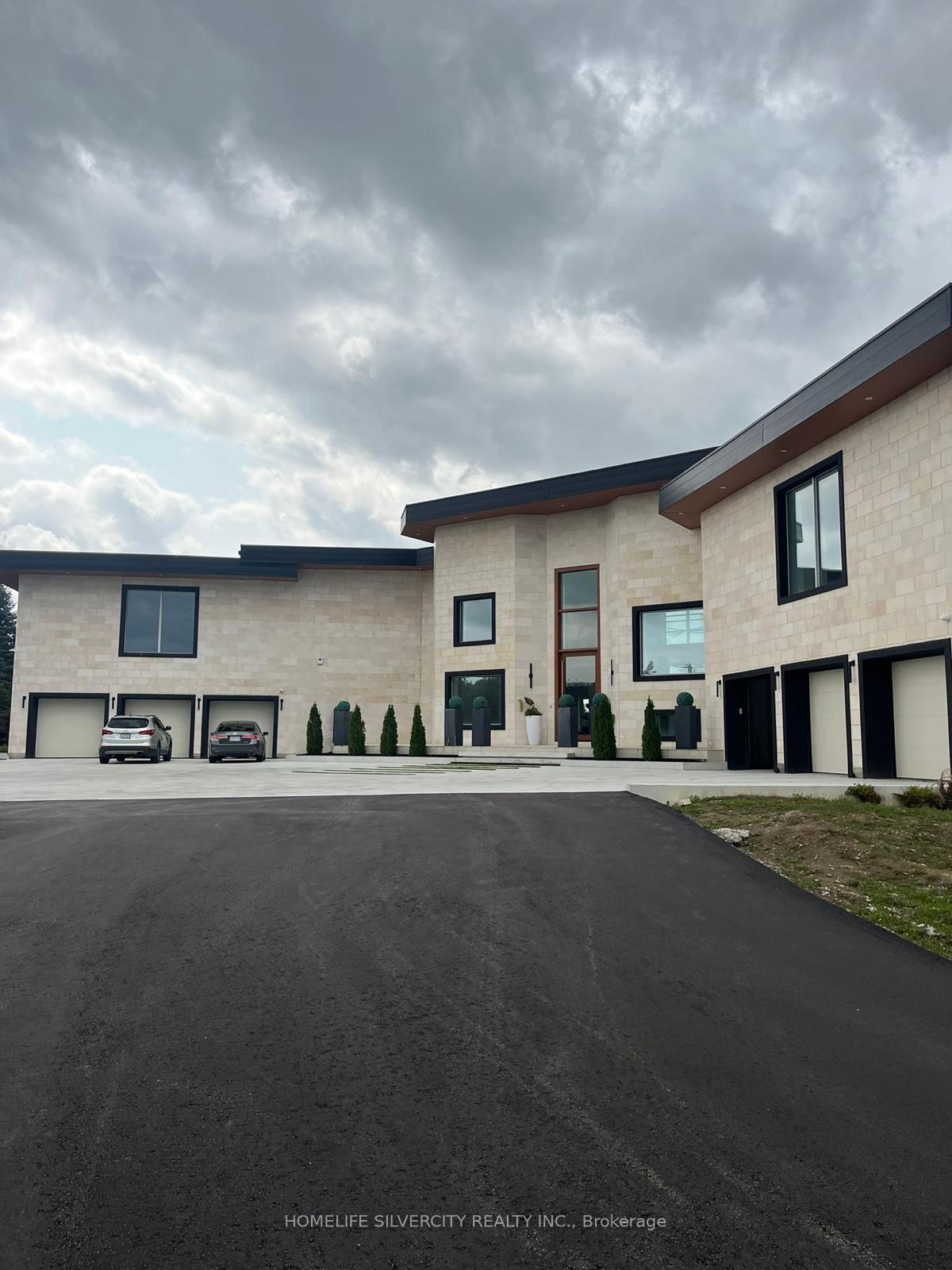 Photo of 14832 Heart Lake Road