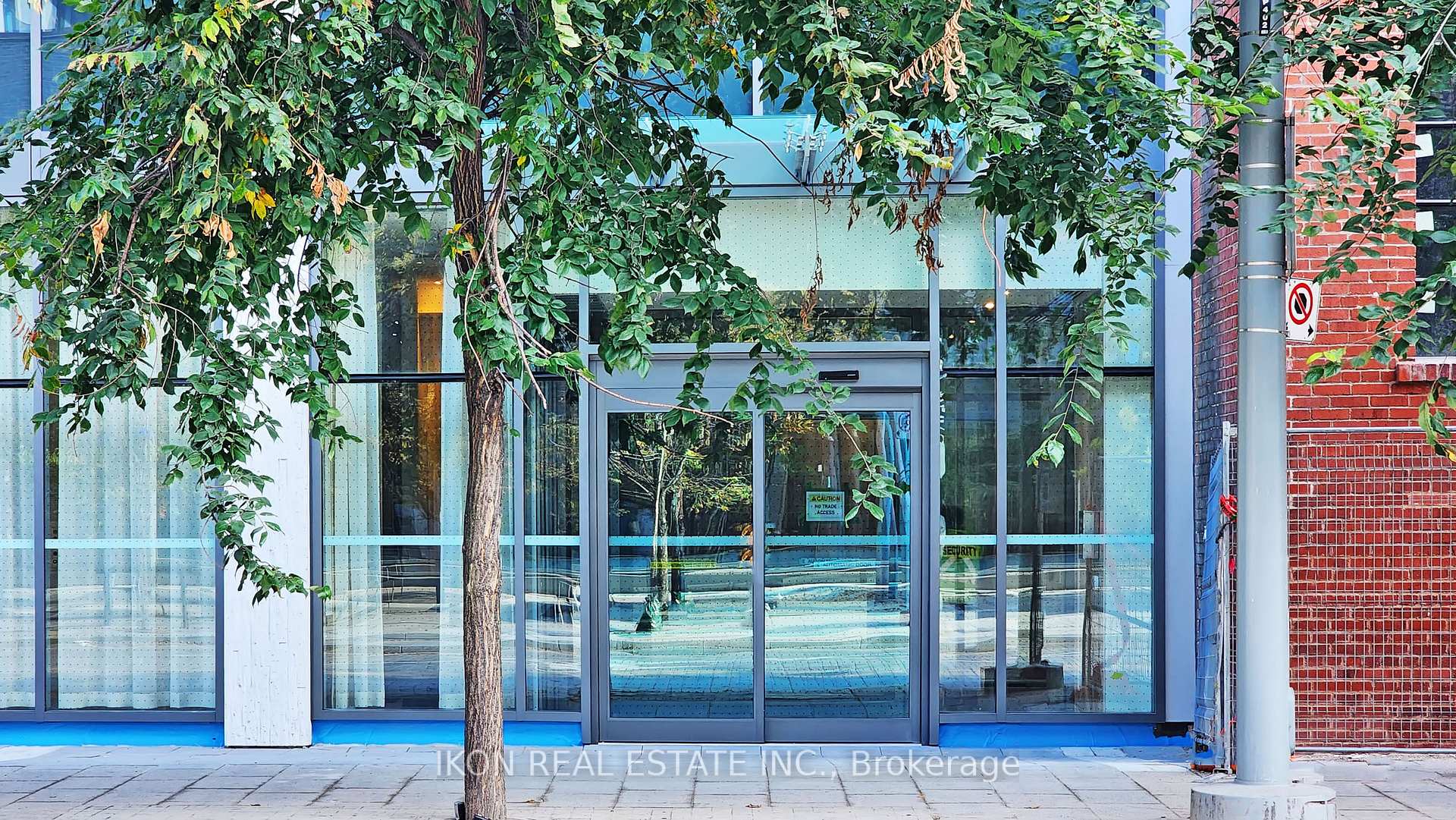 Photo 27 of Unit 912, 425 Front St East Street, Toronto, Waterfront Communities — HOMEH