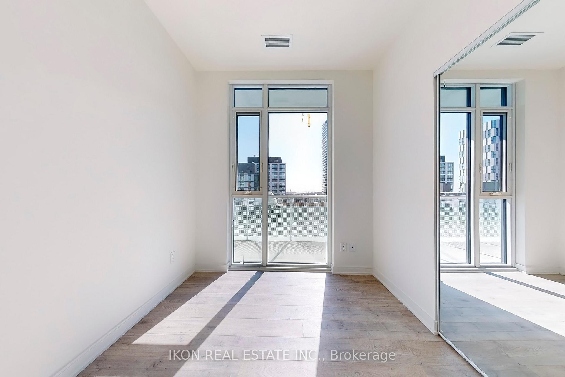 Photo 34 of Unit 912, 425 Front St East Street, Toronto, Waterfront Communities — HOMEH