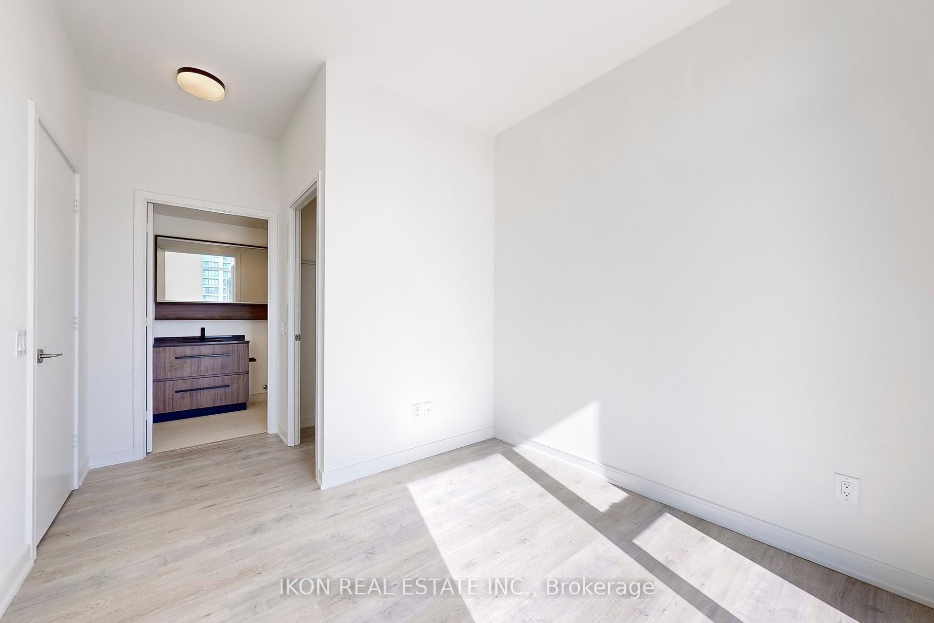Photo 37 of Unit 912, 425 Front St East Street, Toronto, Waterfront Communities — HOMEH
