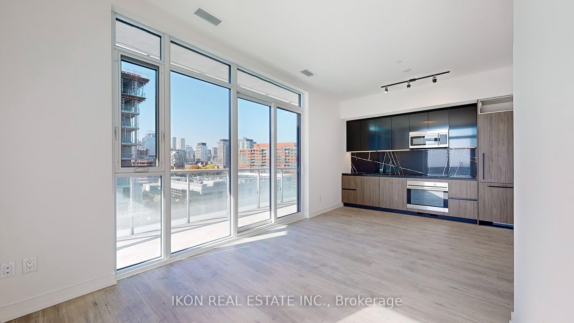 Photo 42 of Unit 912, 425 Front St East Street, Toronto, Waterfront Communities — HOMEH