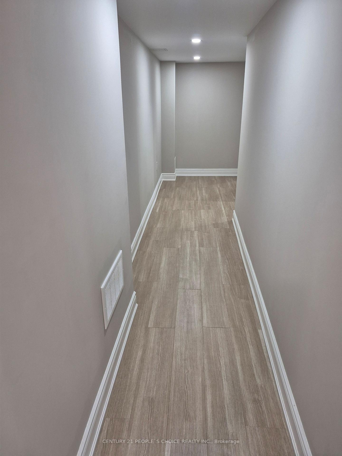 Photo 5 of Unit BSMNT, 162 Valleyway Drive, Brampton, Credit Valley — HOMEH
