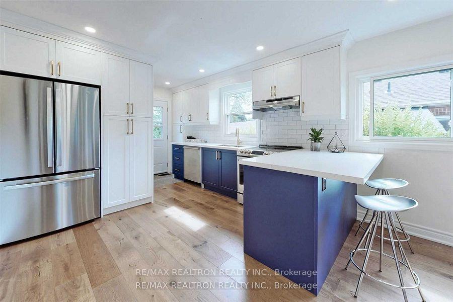 Photo 3 of 3151 St Clair Avenue E, Scarborough, Clairlea-Birchmount — HOMEH