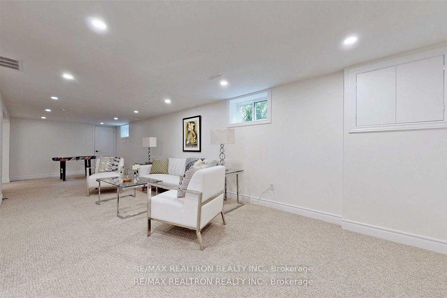 Photo 23 of 3151 St Clair Avenue E, Scarborough, Clairlea-Birchmount — HOMEH