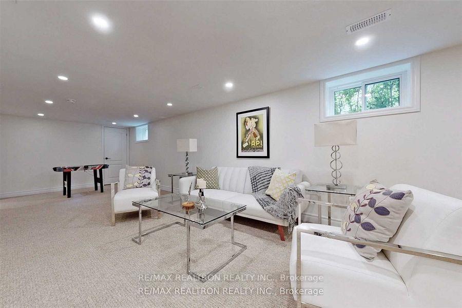 Photo 24 of 3151 St Clair Avenue E, Scarborough, Clairlea-Birchmount — HOMEH