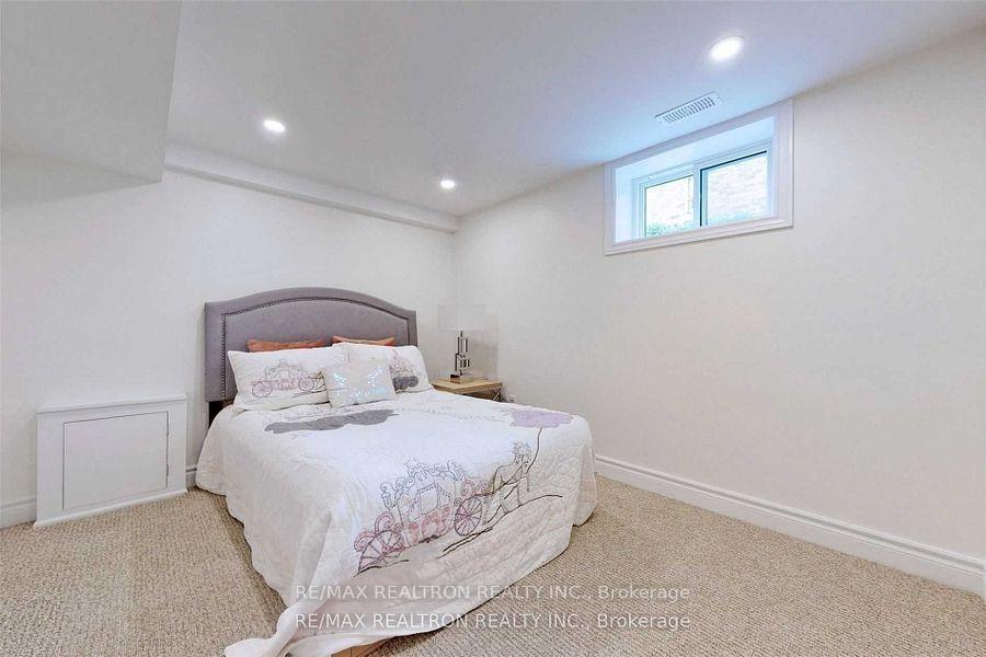 Photo 26 of 3151 St Clair Avenue E, Scarborough, Clairlea-Birchmount — HOMEH