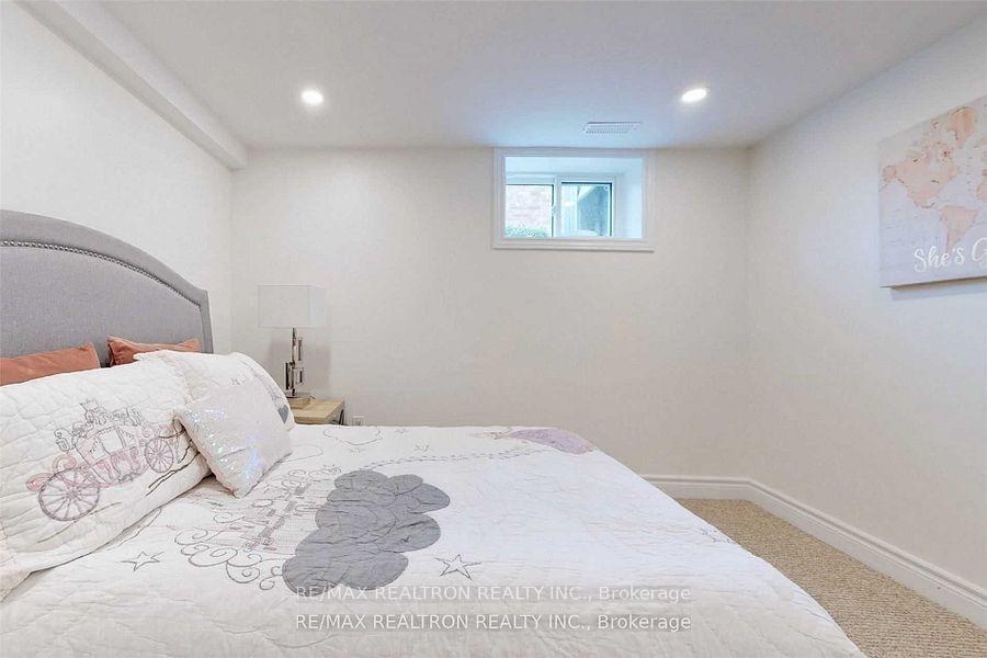 Photo 27 of 3151 St Clair Avenue E, Scarborough, Clairlea-Birchmount — HOMEH