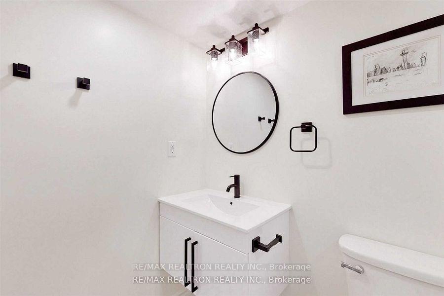 Photo 29 of 3151 St Clair Avenue E, Scarborough, Clairlea-Birchmount — HOMEH