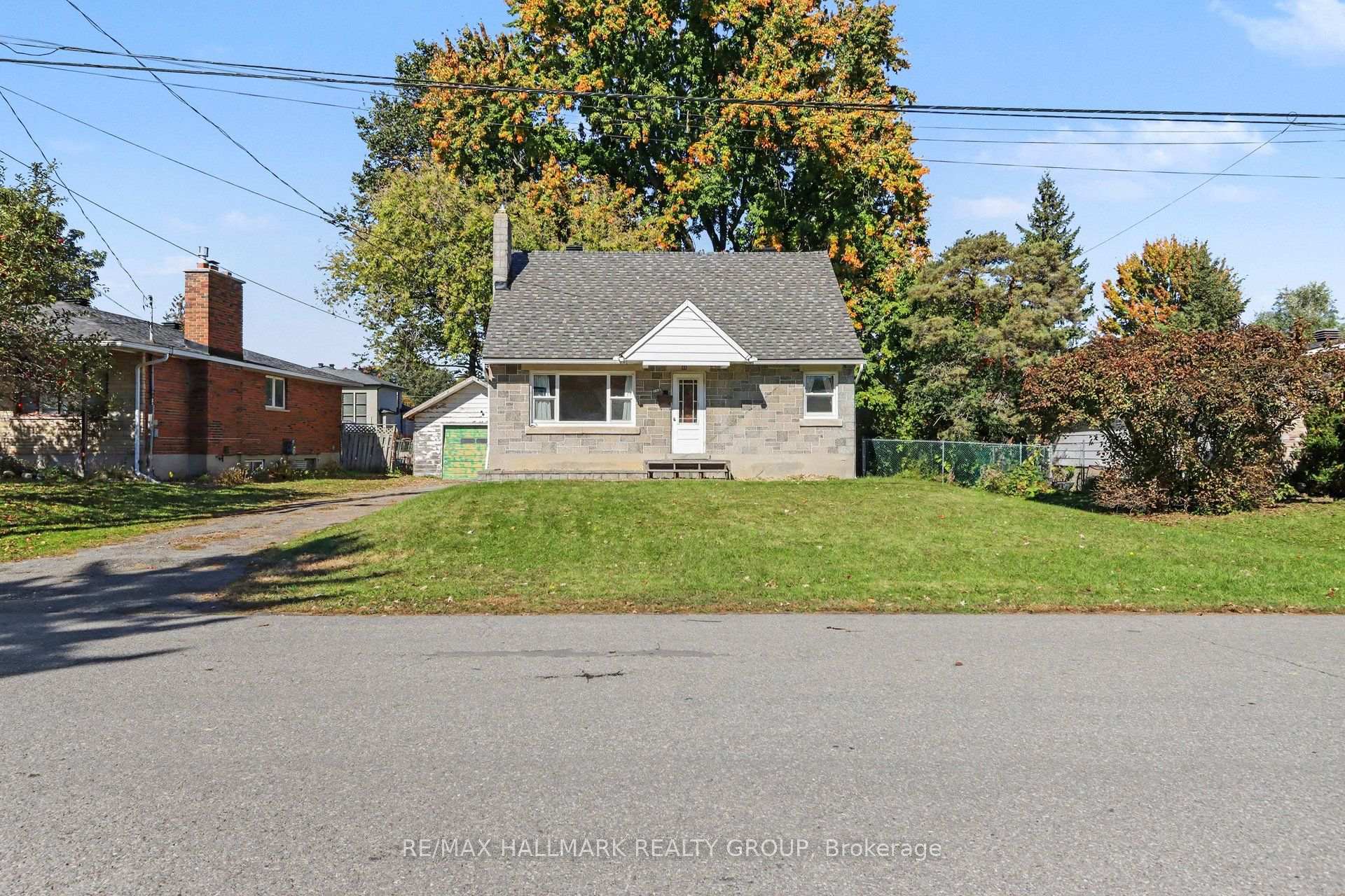 Photo of 1388 Normandy Crescent