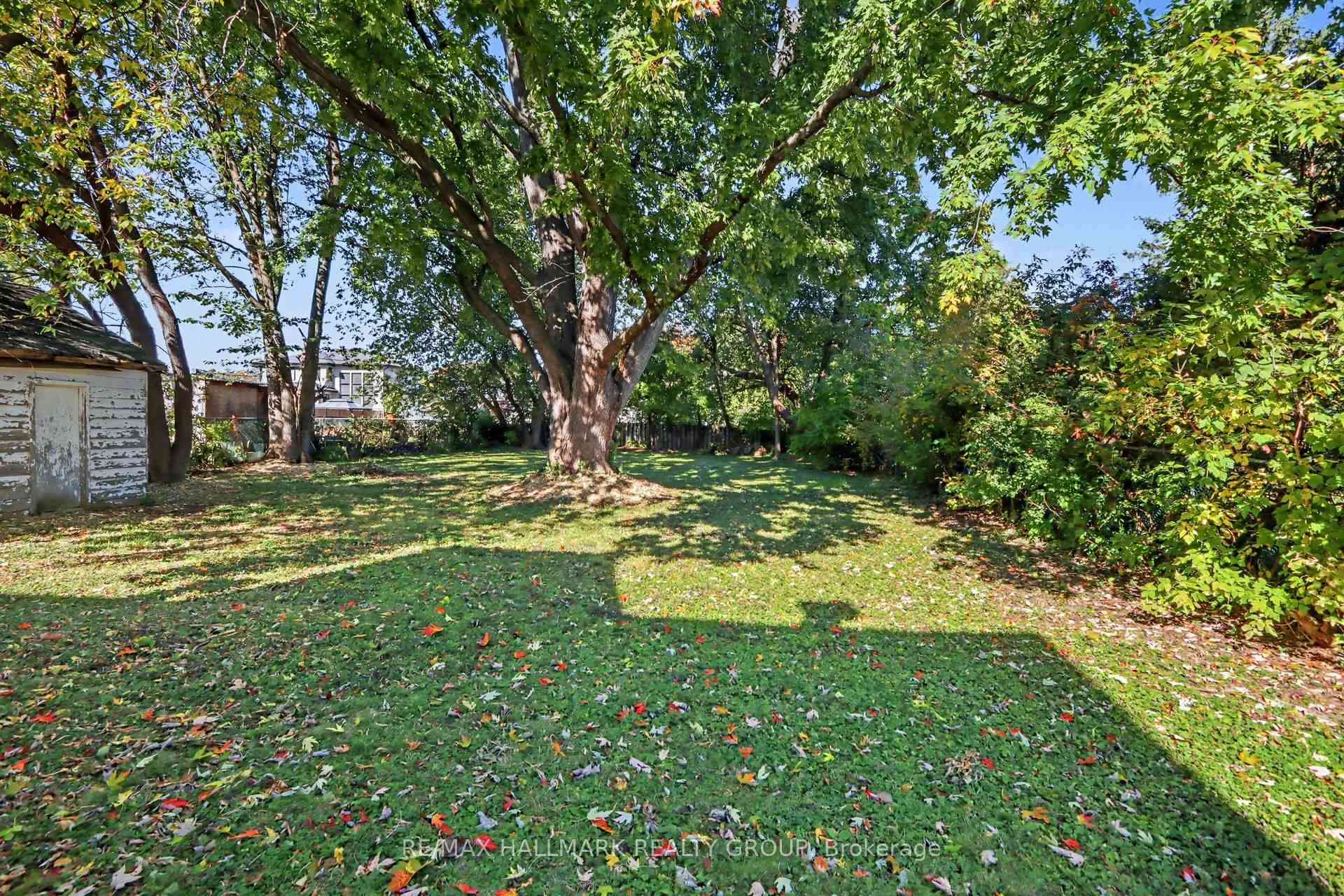 Photo 12 of 1388 Normandy Crescent, Ottawa, Carleton Heights — HOMEH