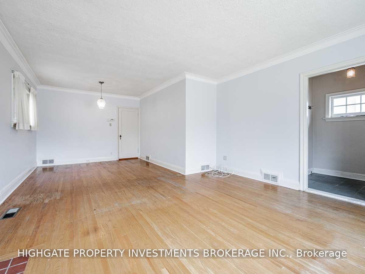 Photo 5 of 323 Rumsey Road, Toronto, Leaside — HOMEH
