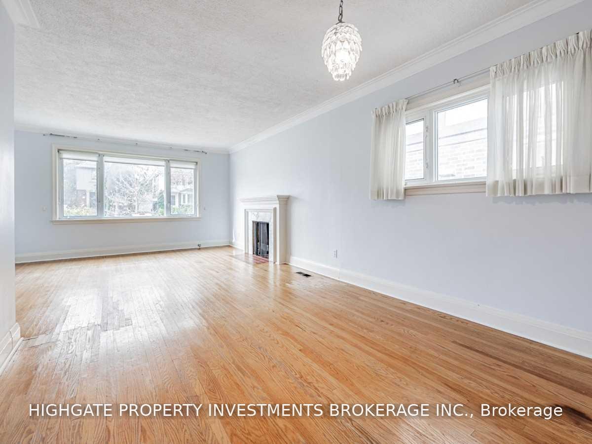 Photo 9 of 323 Rumsey Road, Toronto, Leaside — HOMEH
