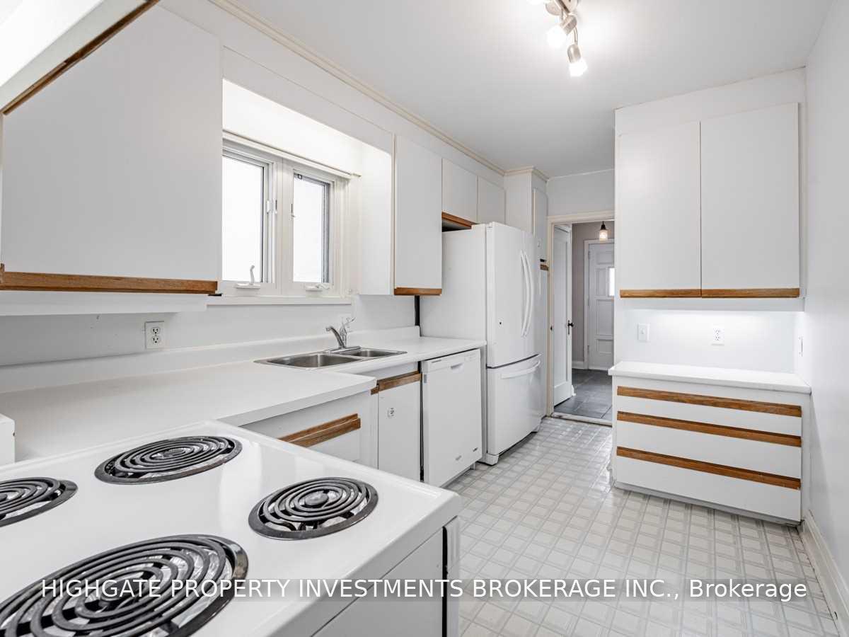 Photo 13 of 323 Rumsey Road, Toronto, Leaside — HOMEH