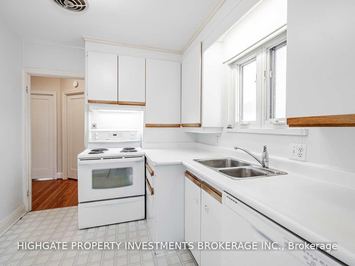 Photo 17 of 323 Rumsey Road, Toronto, Leaside — HOMEH