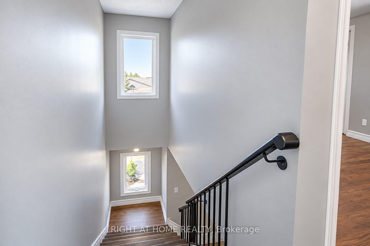 Photo 9 of Unit 56, 508 Essa Road, Barrie, Holly — HOMEH