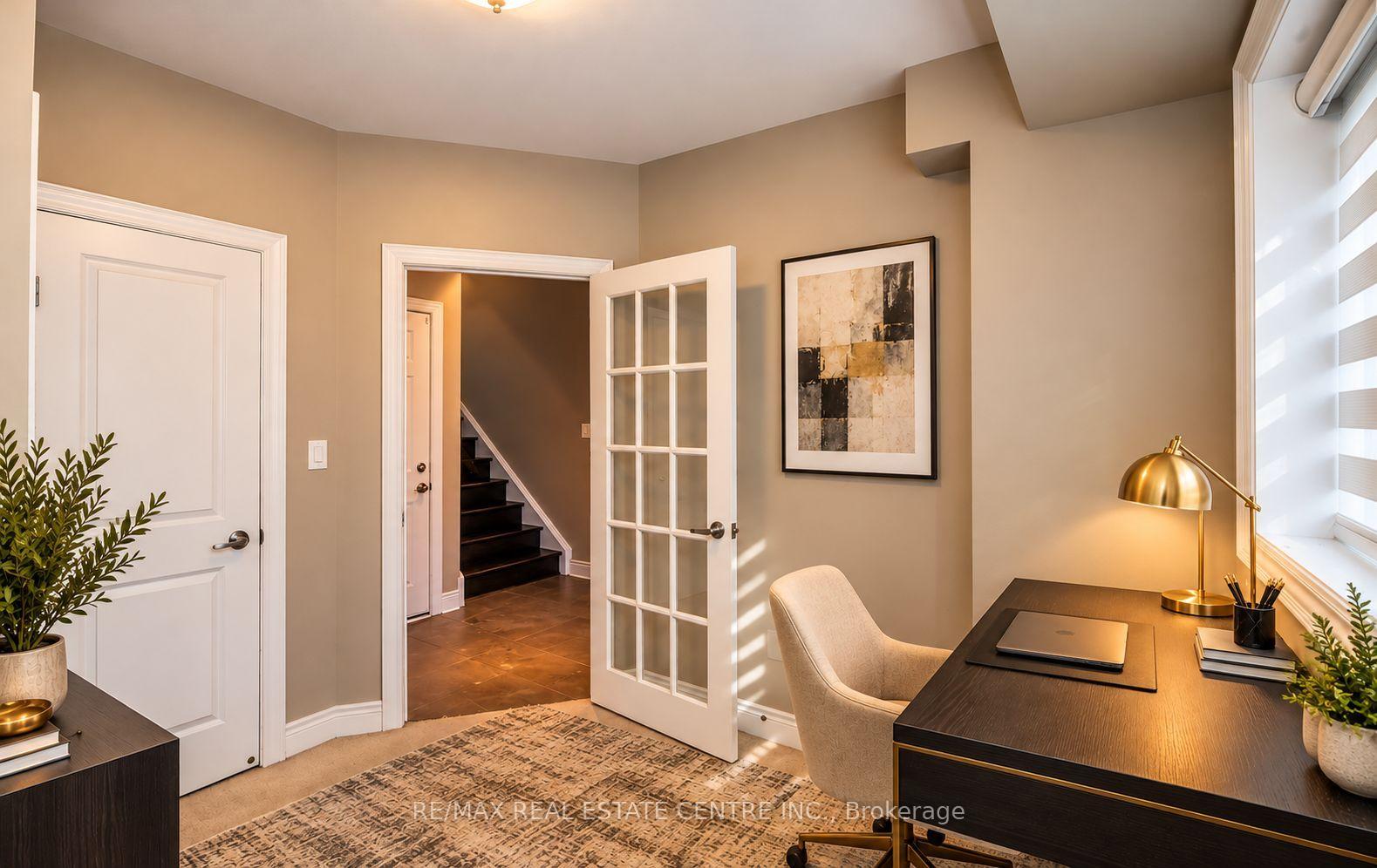 Photo 7 of 30 Cormier Heights, Etobicoke, Mimico — HOMEH