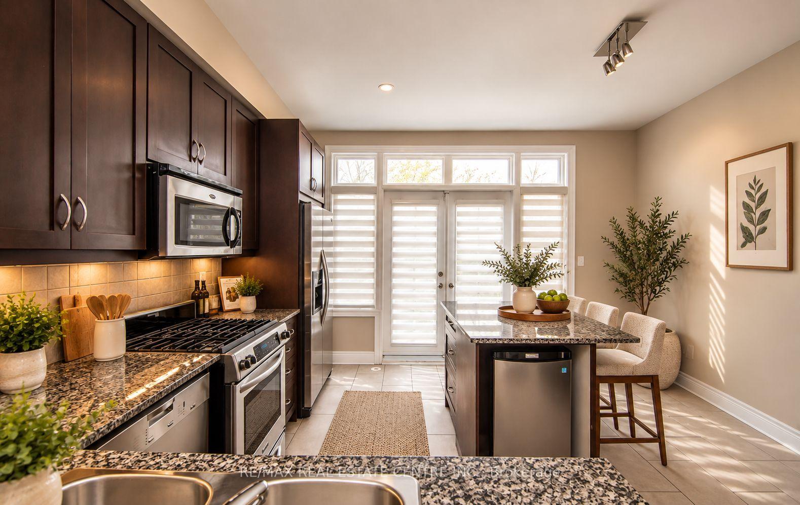 Photo 20 of 30 Cormier Heights, Etobicoke, Mimico — HOMEH