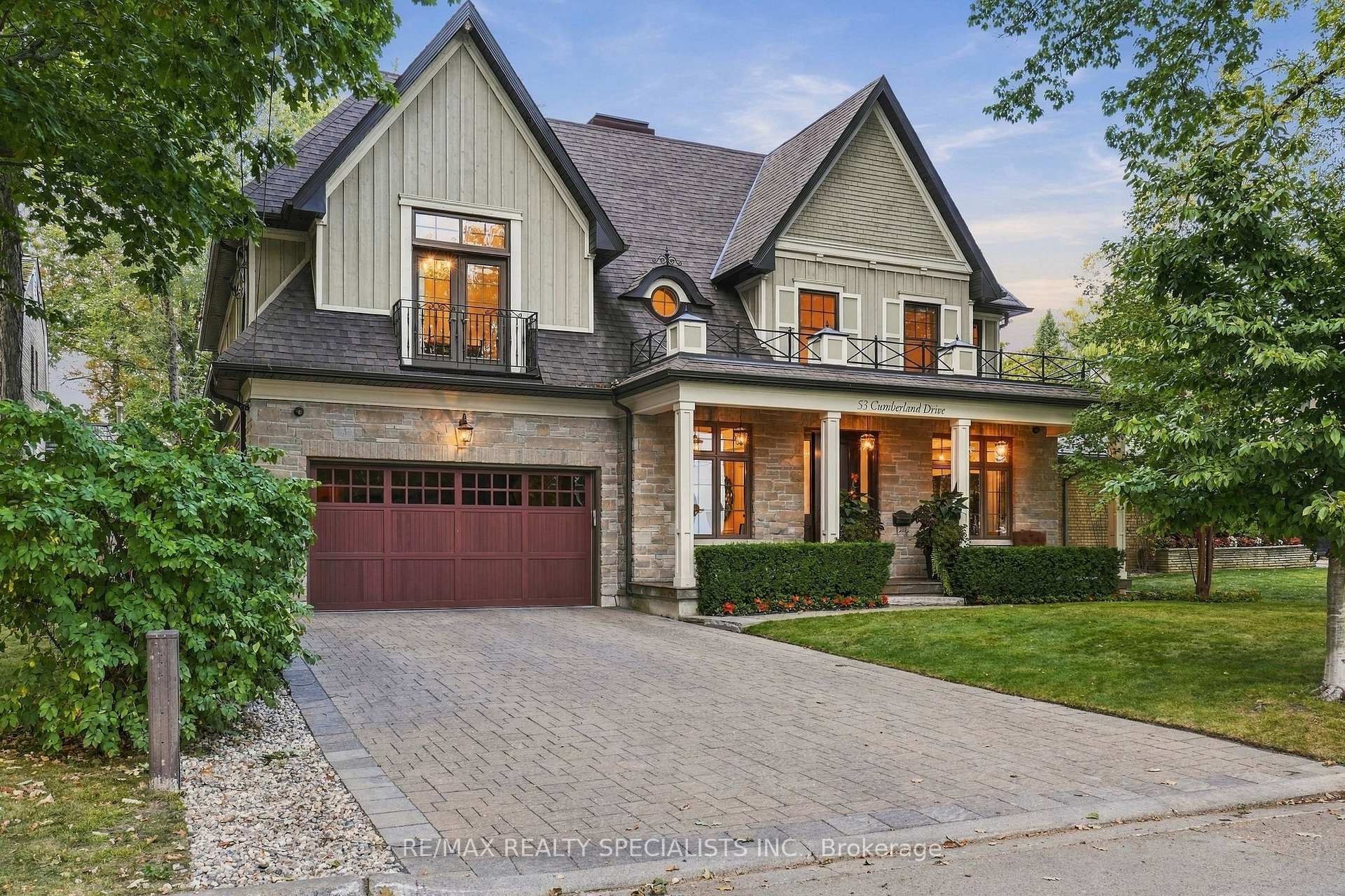 Photo 3 of 53 Cumberland Drive, Mississauga, Port Credit — HOMEH
