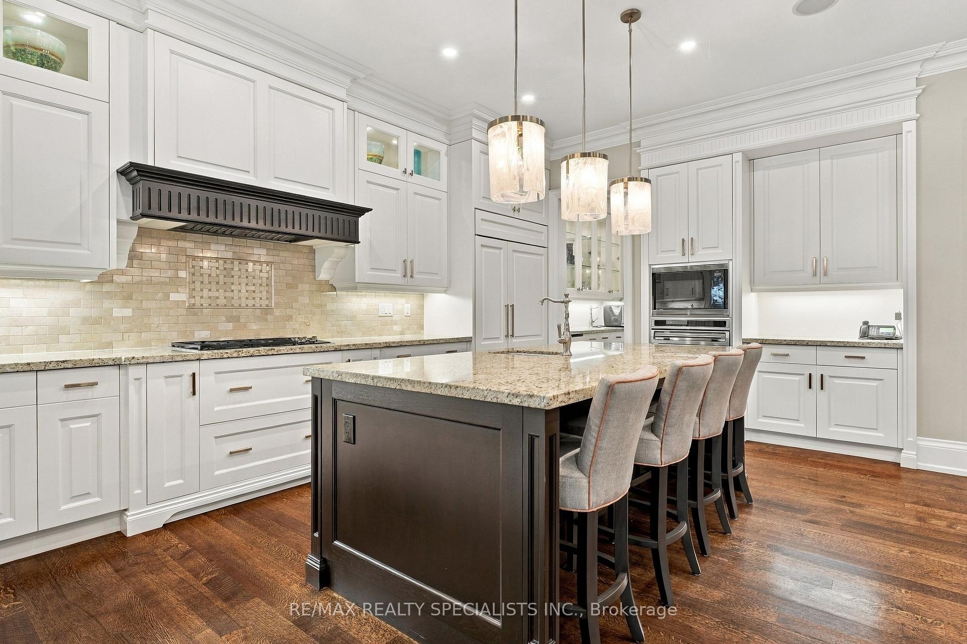 Photo 14 of 53 Cumberland Drive, Mississauga, Port Credit — HOMEH