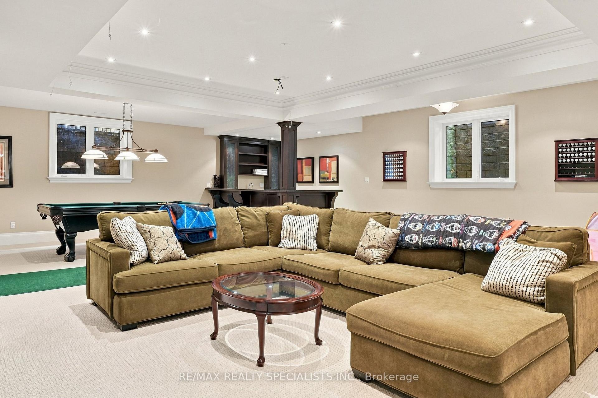 Photo 34 of 53 Cumberland Drive, Mississauga, Port Credit — HOMEH