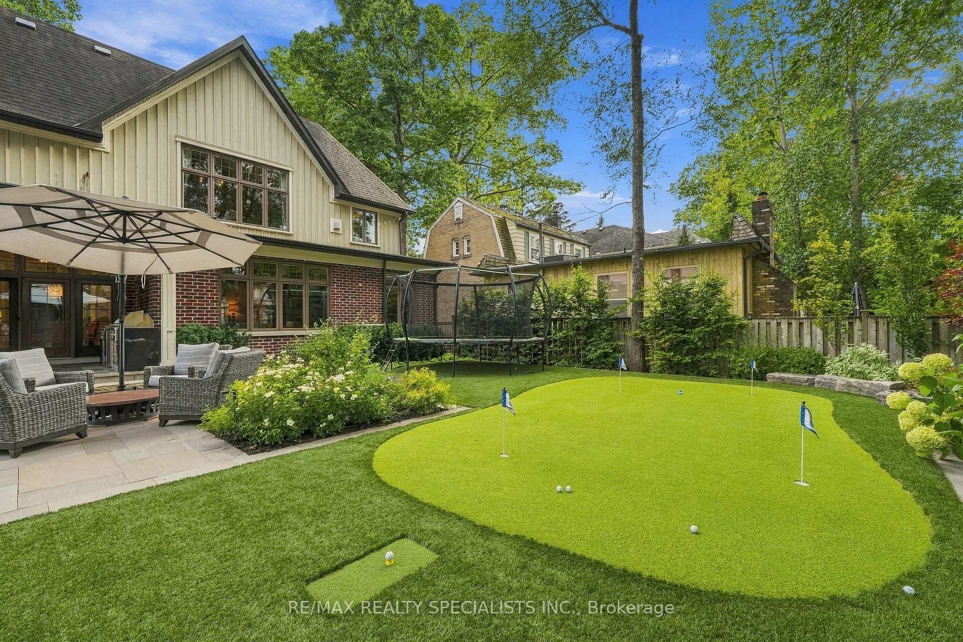 Photo 42 of 53 Cumberland Drive, Mississauga, Port Credit — HOMEH