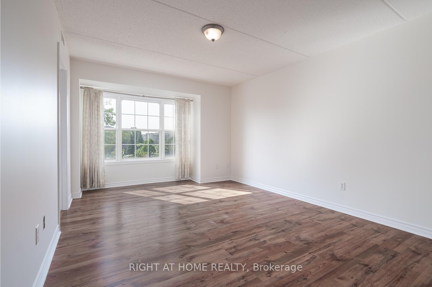 Photo 16 of Unit 302, 1471 Maple Avenue, Milton, Dempsey — HOMEH