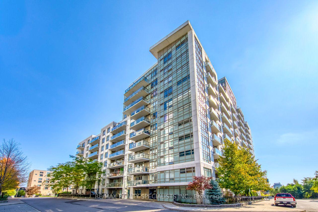Photo of Unit 103, 812 Landsdowne Avenue
