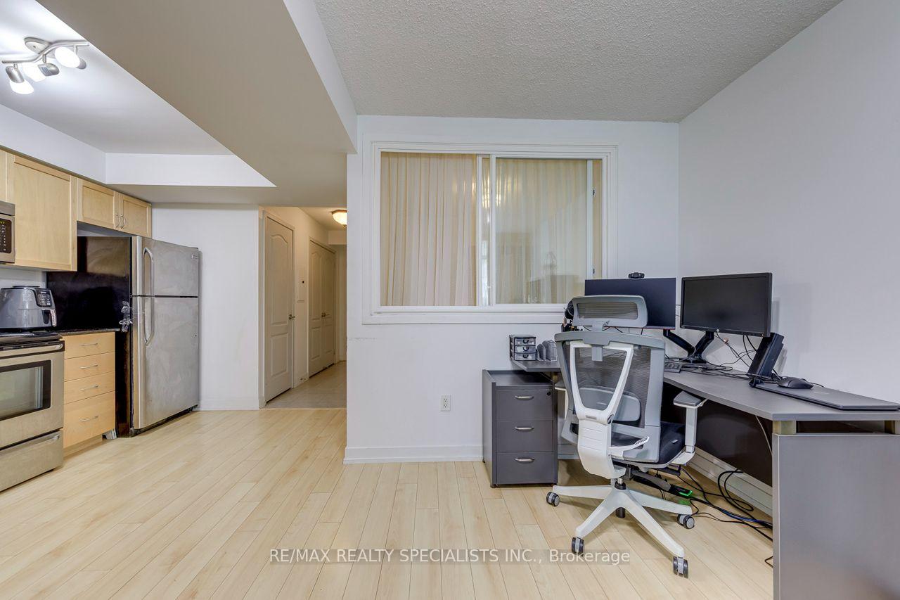 Photo 14 of Unit 103, 812 Landsdowne Avenue, Toronto, Dovercourt-Wallace Emerson-Junction — HOMEH