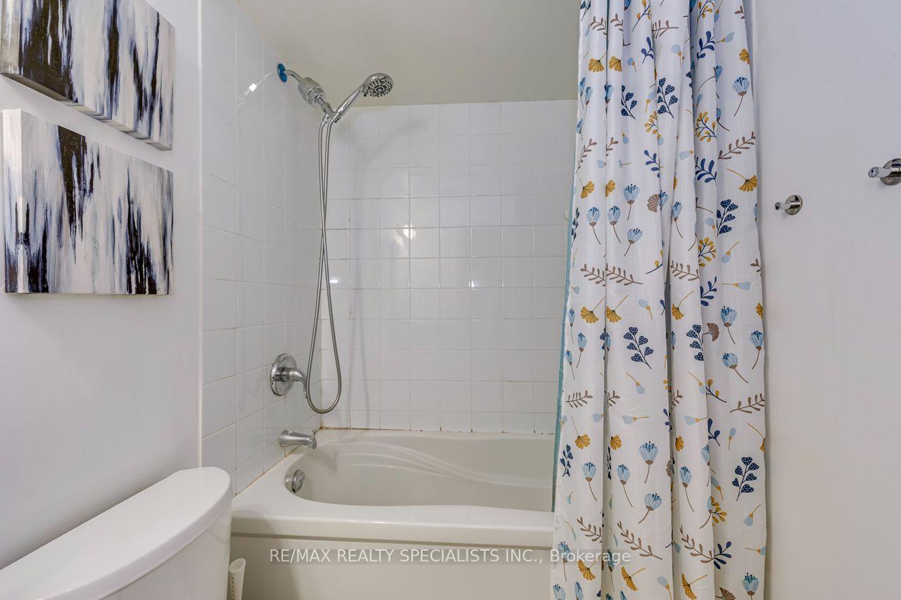 Photo 21 of Unit 103, 812 Landsdowne Avenue, Toronto, Dovercourt-Wallace Emerson-Junction — HOMEH