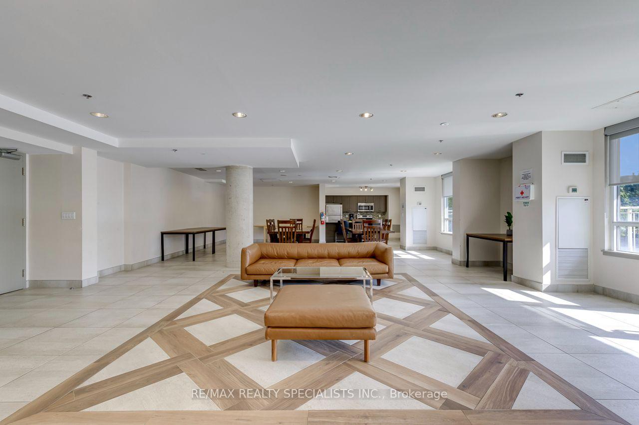 Photo 25 of Unit 103, 812 Landsdowne Avenue, Toronto, Dovercourt-Wallace Emerson-Junction — HOMEH