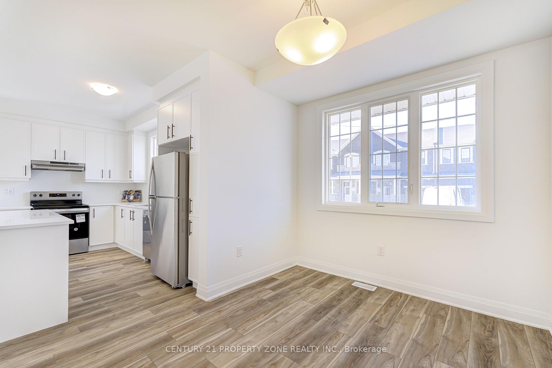 Photo 13 of 1348 Copley Court, Milton, Bowes — HOMEH