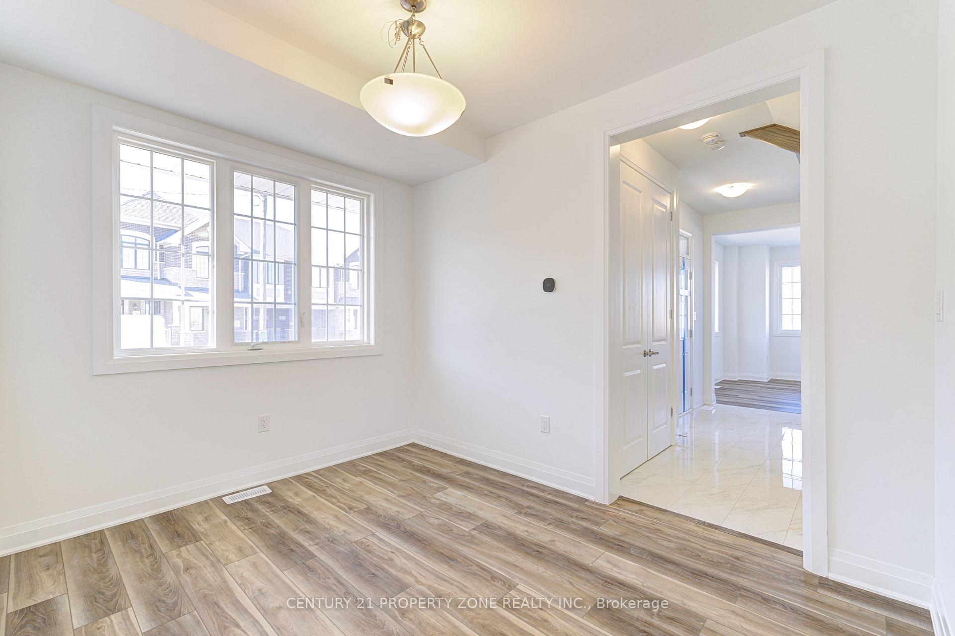 Photo 14 of 1348 Copley Court, Milton, Bowes — HOMEH