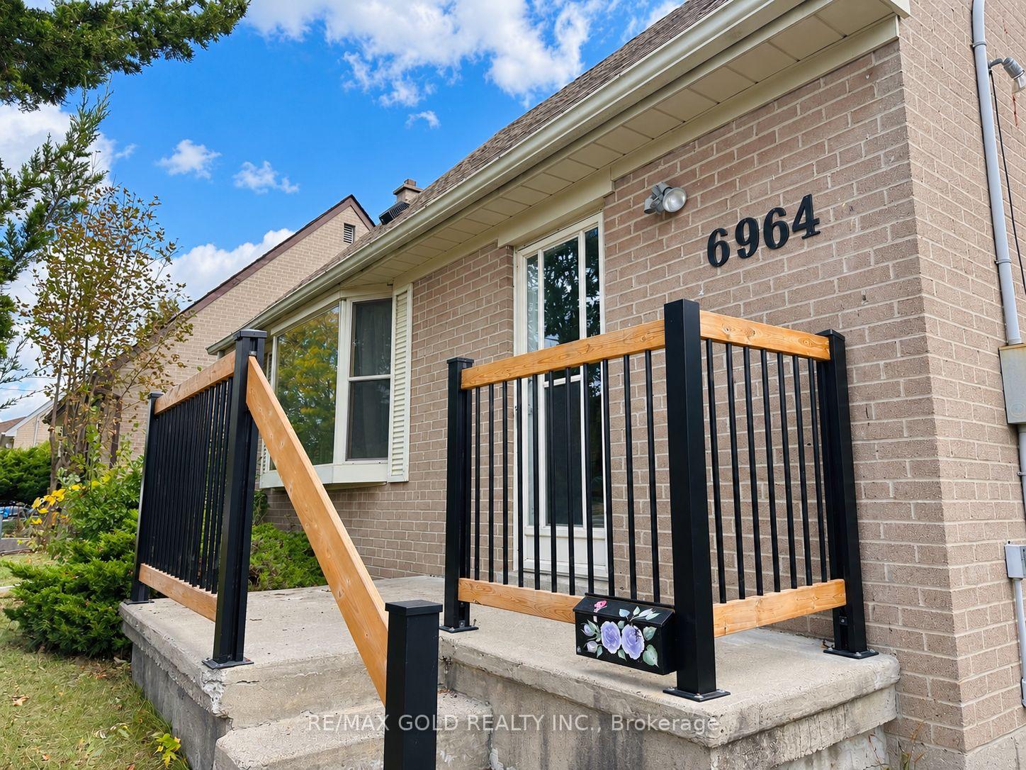 Photo 4 of 6964 Justine Drive, Mississauga, Malton — HOMEH