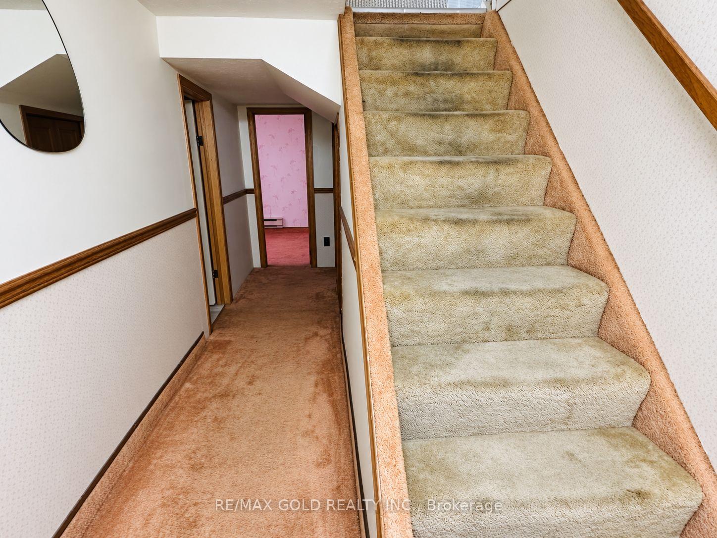 Photo 12 of 6964 Justine Drive, Mississauga, Malton — HOMEH