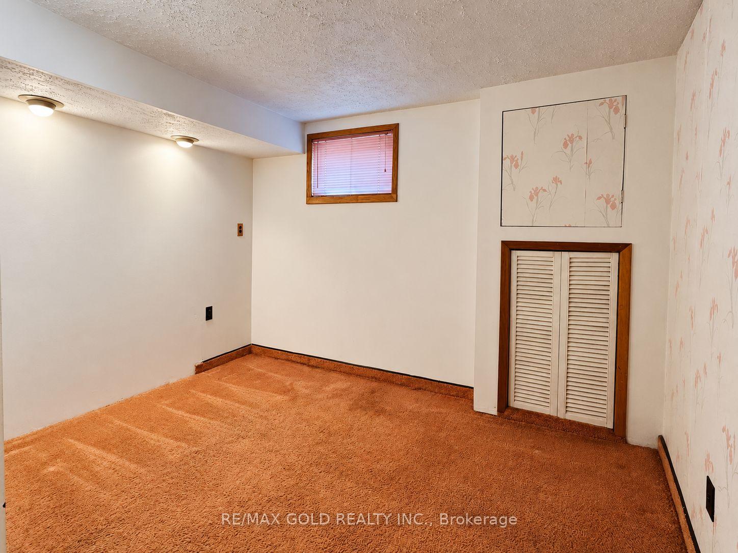 Photo 13 of 6964 Justine Drive, Mississauga, Malton — HOMEH