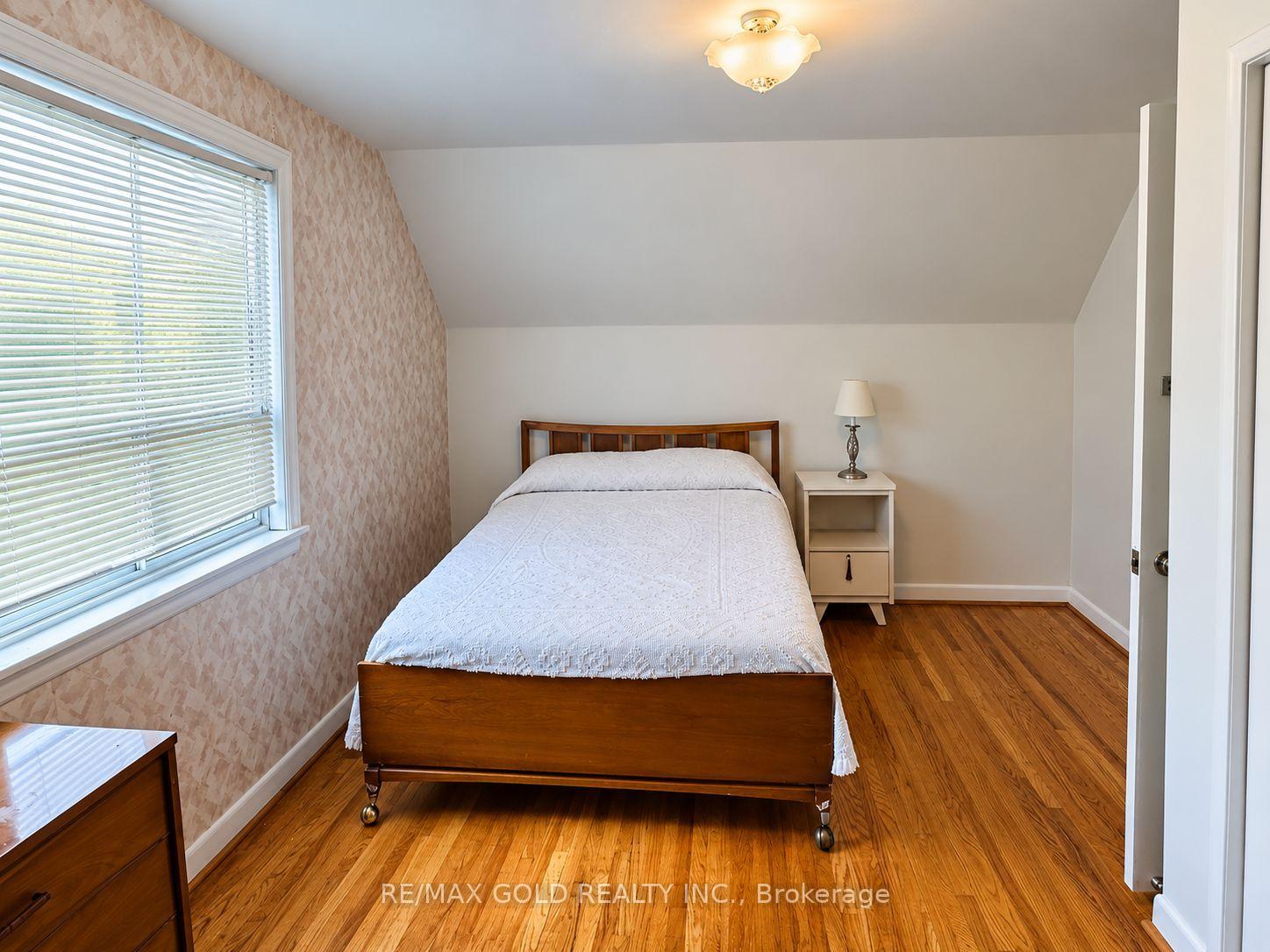 Photo 19 of 6964 Justine Drive, Mississauga, Malton — HOMEH