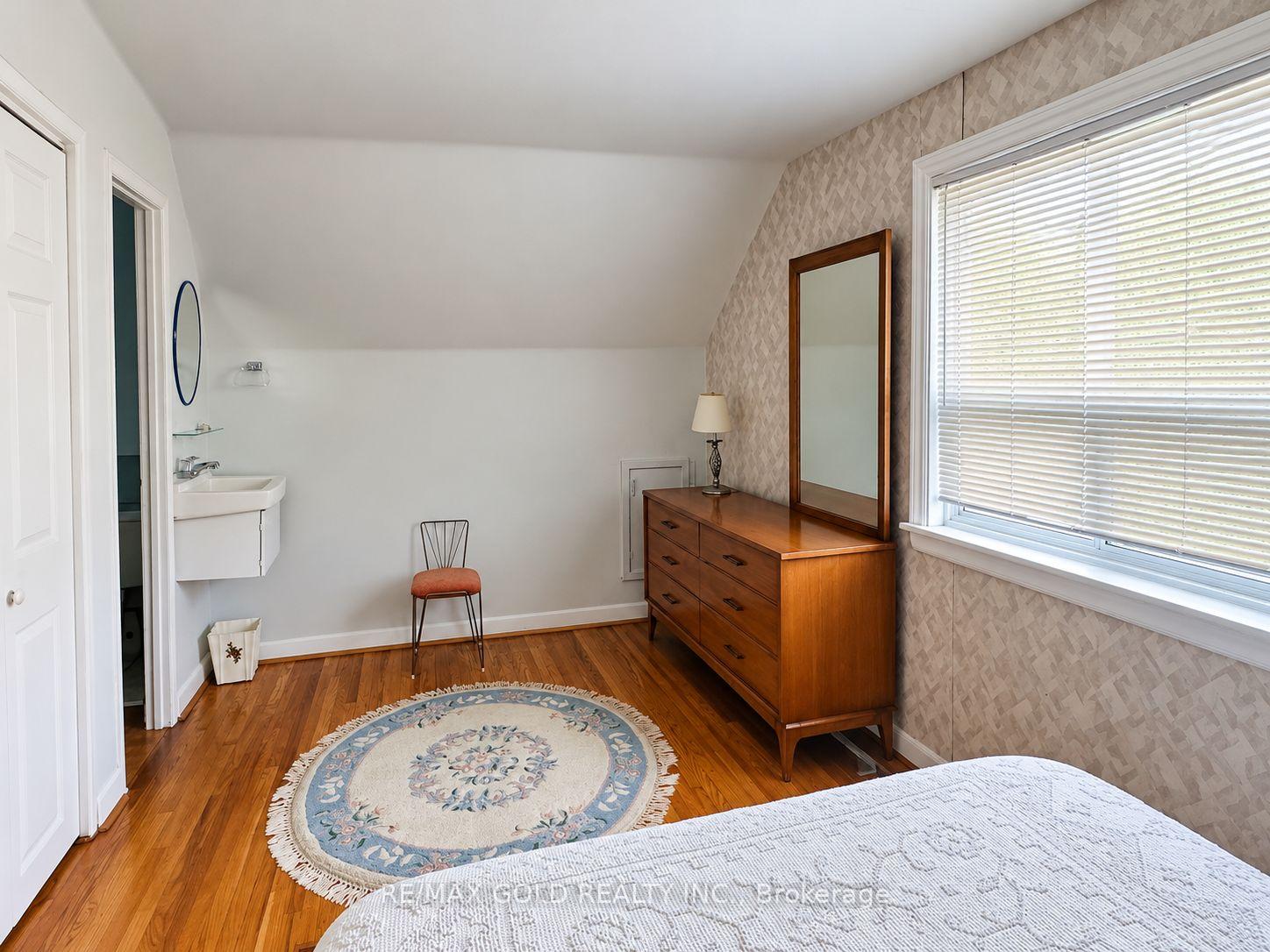 Photo 23 of 6964 Justine Drive, Mississauga, Malton — HOMEH