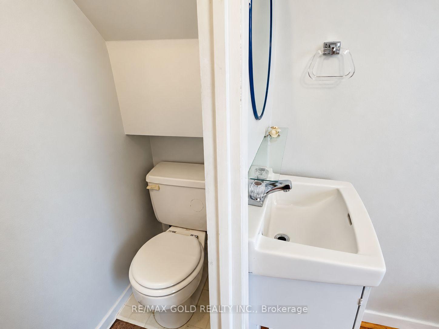 Photo 24 of 6964 Justine Drive, Mississauga, Malton — HOMEH