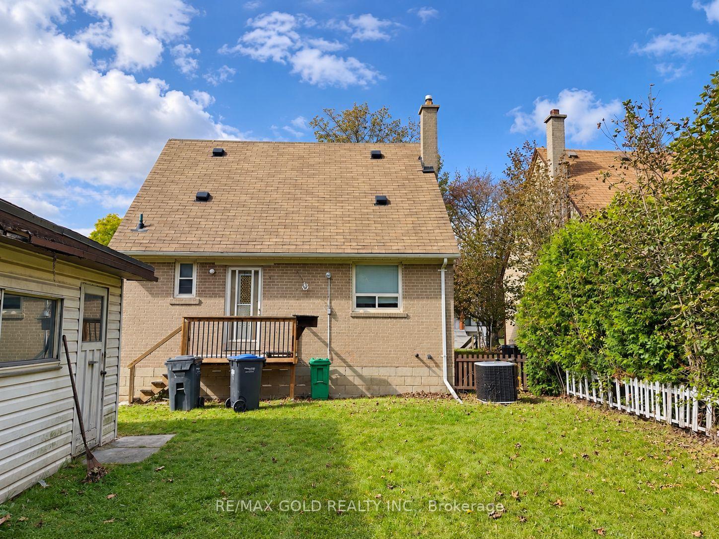 Photo 26 of 6964 Justine Drive, Mississauga, Malton — HOMEH