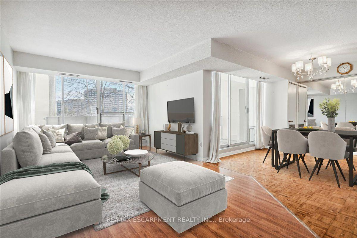 Photo of Unit 322, 1300 Marlborough Court