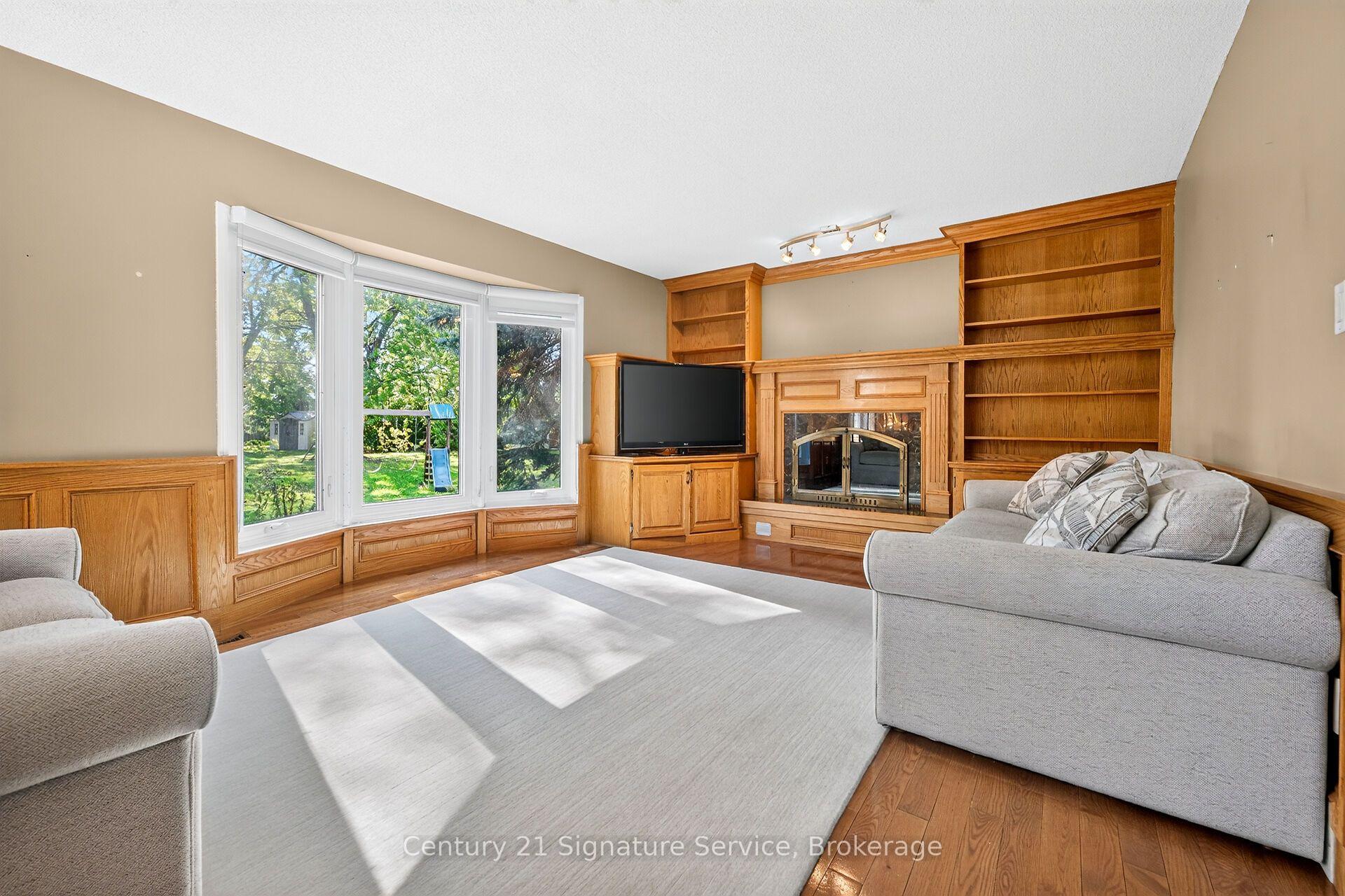 Photo 9 of 11 Fuller Crescent, Thorold, Confederation Heights — HOMEH