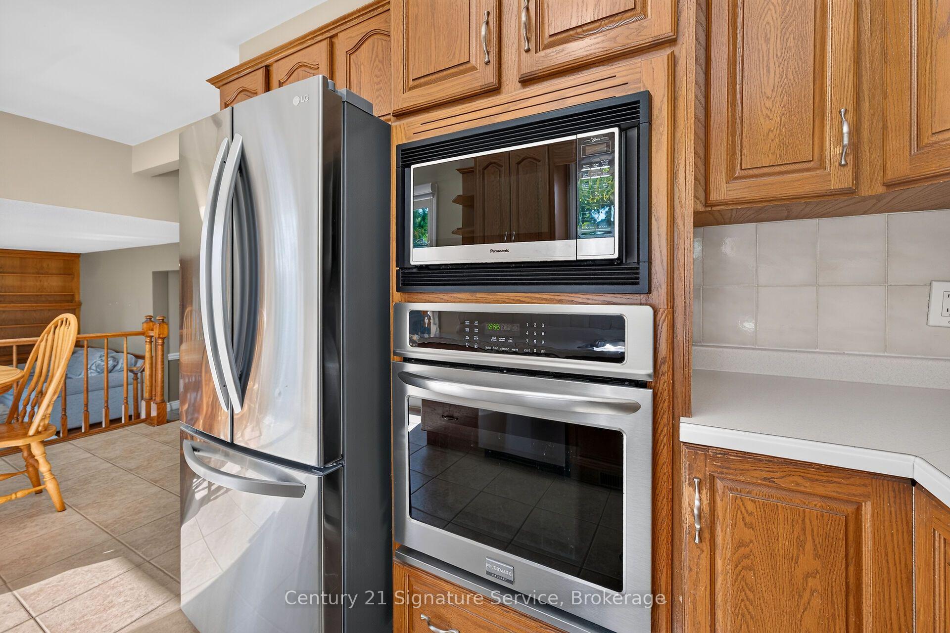 Photo 12 of 11 Fuller Crescent, Thorold, Confederation Heights — HOMEH