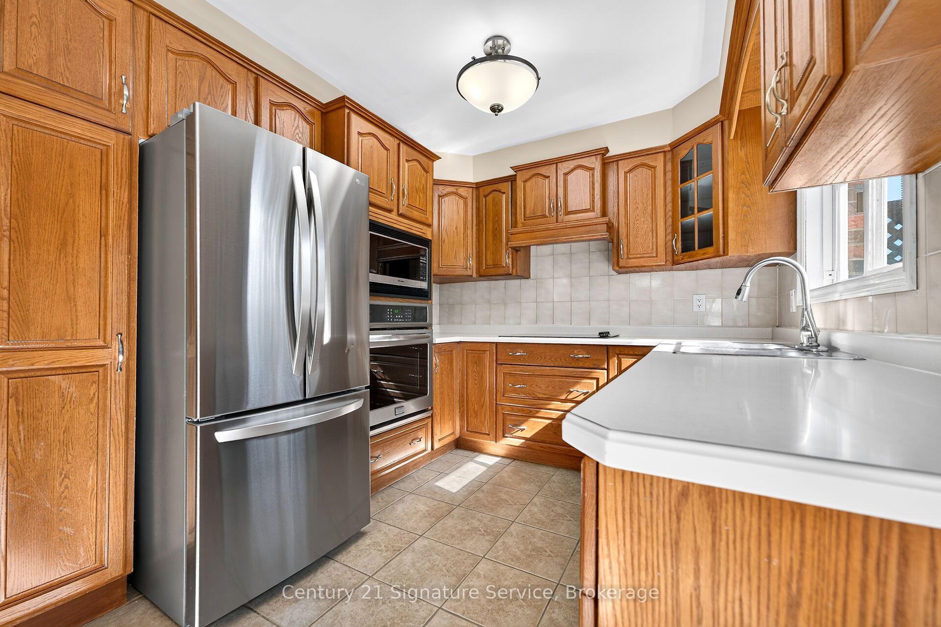 Photo 15 of 11 Fuller Crescent, Thorold, Confederation Heights — HOMEH